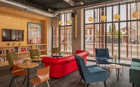 Eklo Hotels Toulouse Cartoucherie Zenith